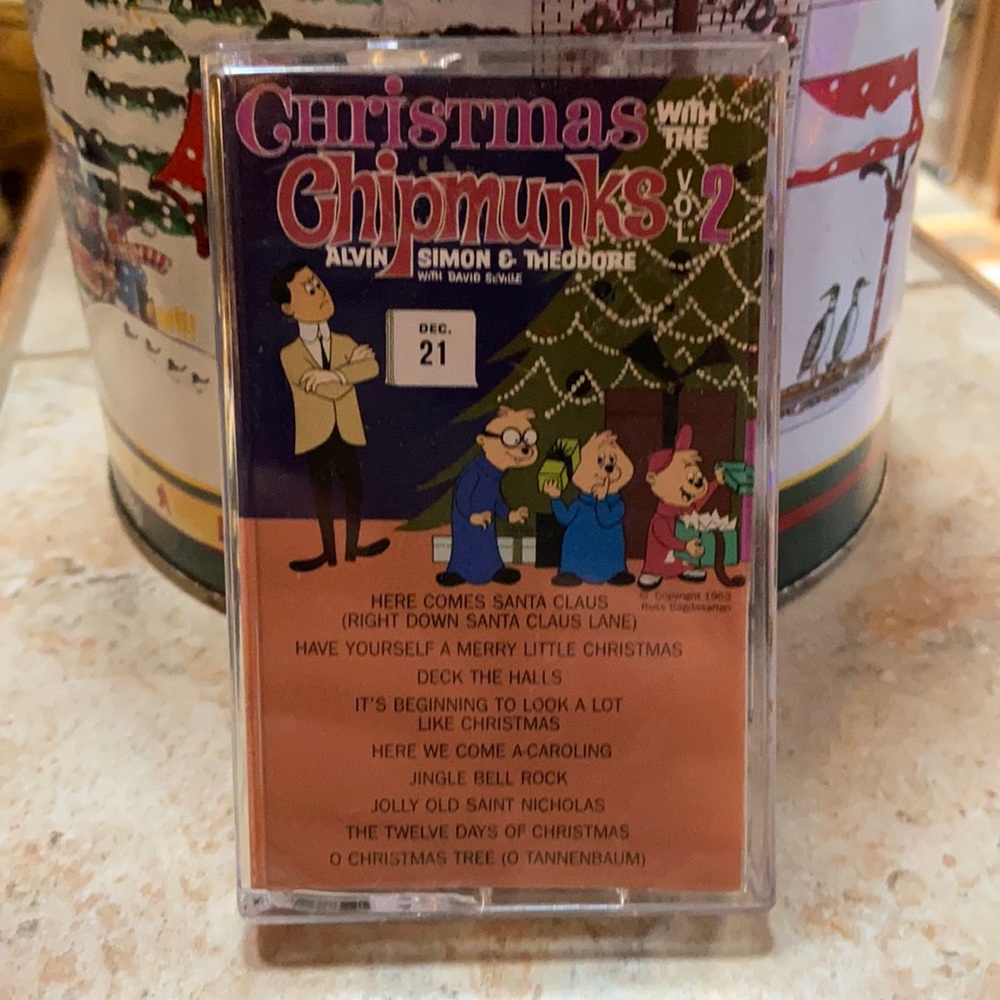 Christmas with the Chipmunks cassette tape 1987 Vol 2  Alvin Simon Theodore Dave